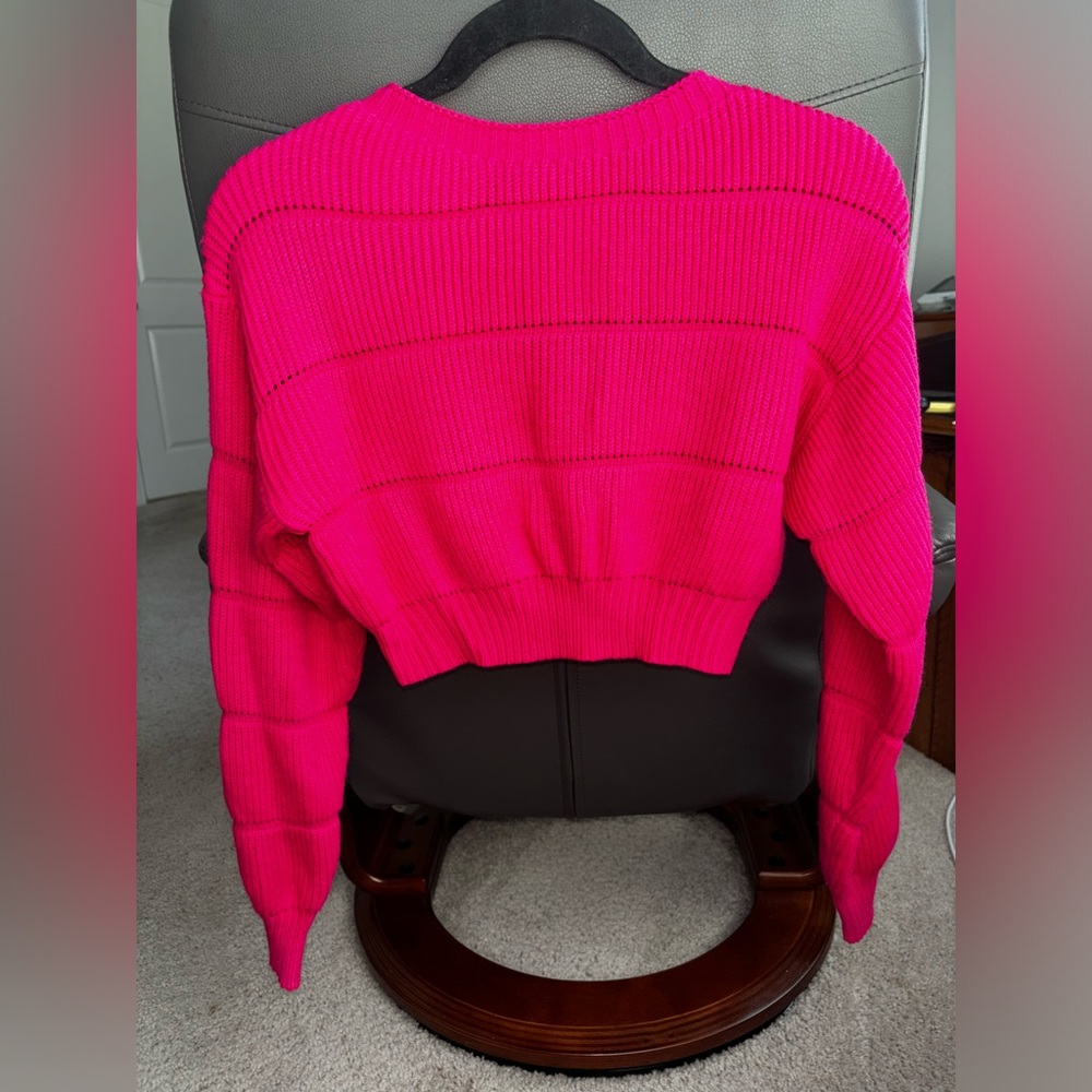 Cropped‎ Ribbed Sweater Hot Pink Women’s M Fits like size S